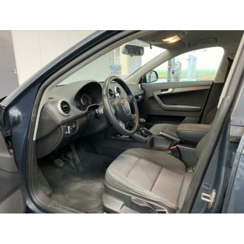 Audi A3 Sportback 2.0 TDI 140pk 2008 Grijs
