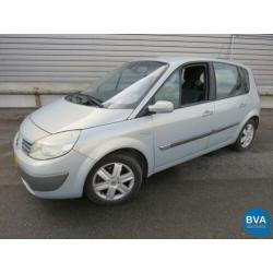Renault Scénic 2.0 16V (bj 2003)