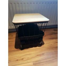 Bijzettafel / Mand op wieltjes