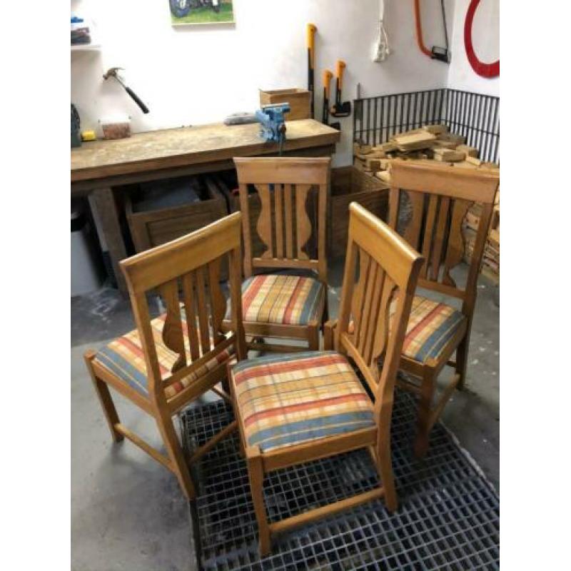 Eiken houten stoelen