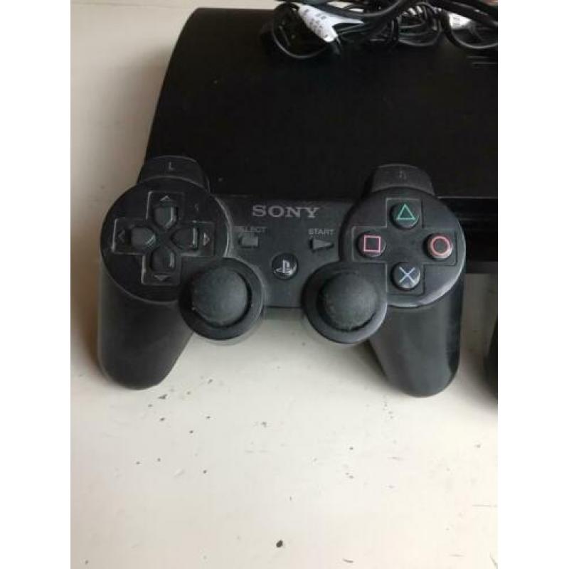 ** PLAYSTATION 3 ** Met 2 controllers en 10 spellen!!