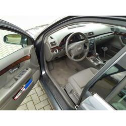 Audi A4 2.0 96KW 2001 Grijs youngtimer in zeer goede staat