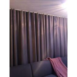 Taupe kleurige wave model verduisterende gordijn!