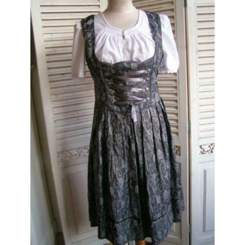 tiroler dirndl jurk en blouse maat 38 nr LL 833