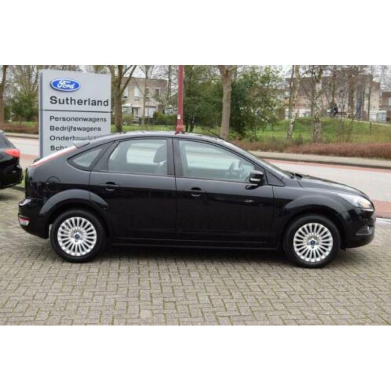 Ford Focus 1.6 16v Titanium 100pk | 5 drs | Voorruitverwarmi