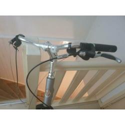 Voor wiel met voorvork merk trek t500 brigdetone Trek t500