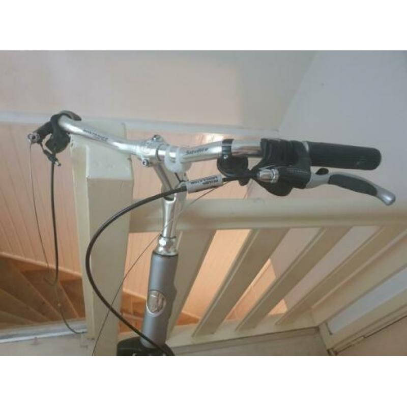 Voor wiel met voorvork merk trek t500 brigdetone Trek t500