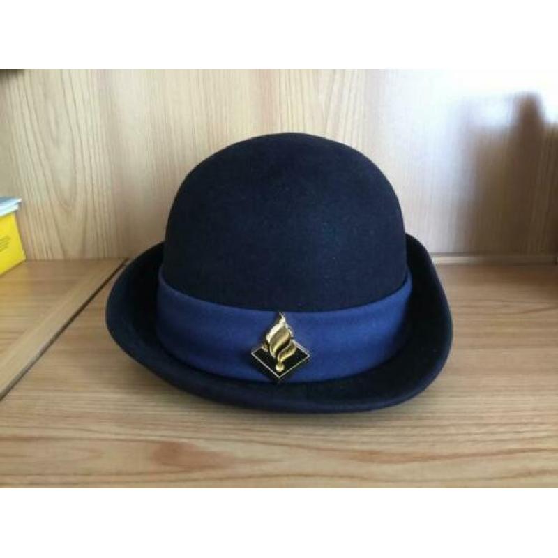 Politie dames hoedje, OUD model