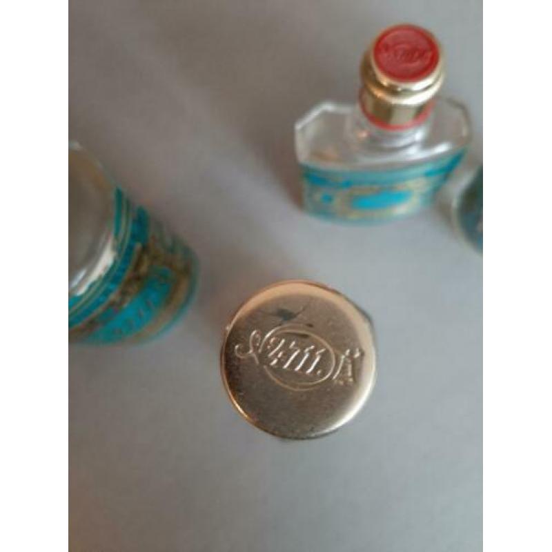 4 reukflesjes eau de cologne