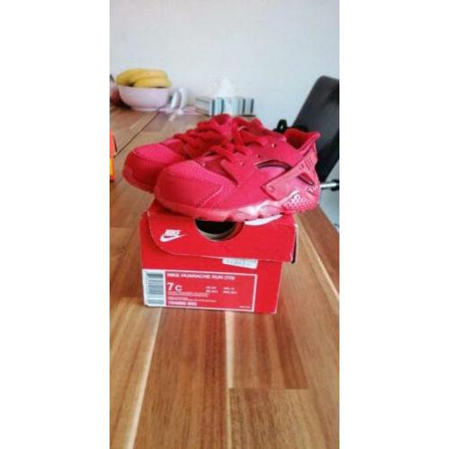 Nieuwe nike huarache run maat 23,5