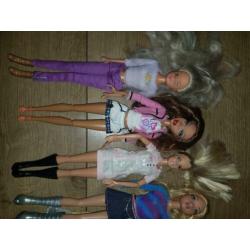 7 barbies enz...