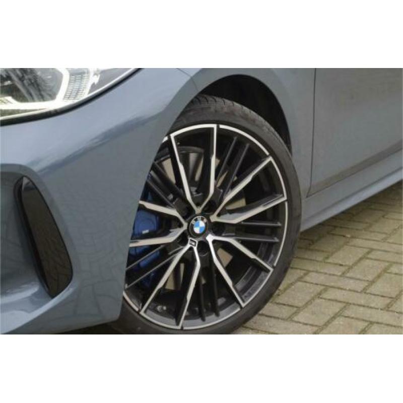 BMW 1 Serie 118i High Executive Edition (bj 2020, automaat)