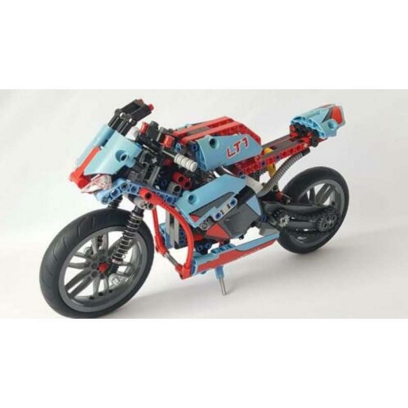Lego Technic 2 in 1 motor 42036