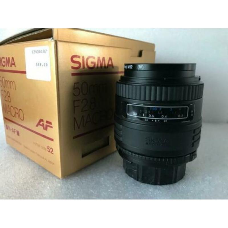 Sigma Nikon vating 50mm f/2.8 & Sigma Pentax 70-300 mm