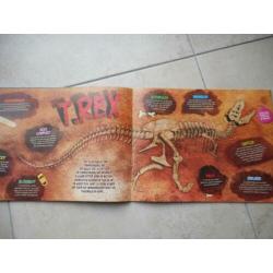 verzamelboek incl. alle stickers dino s