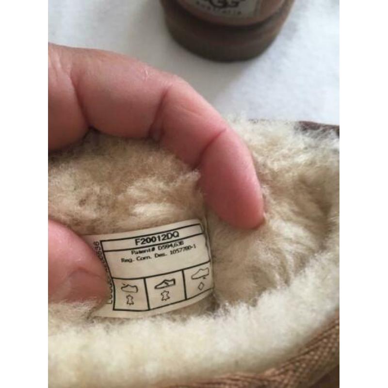Ugg classic mini