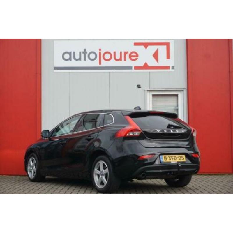 Volvo V40 2.0 D4 190 pk Summum Business / Harman Kardon / ad
