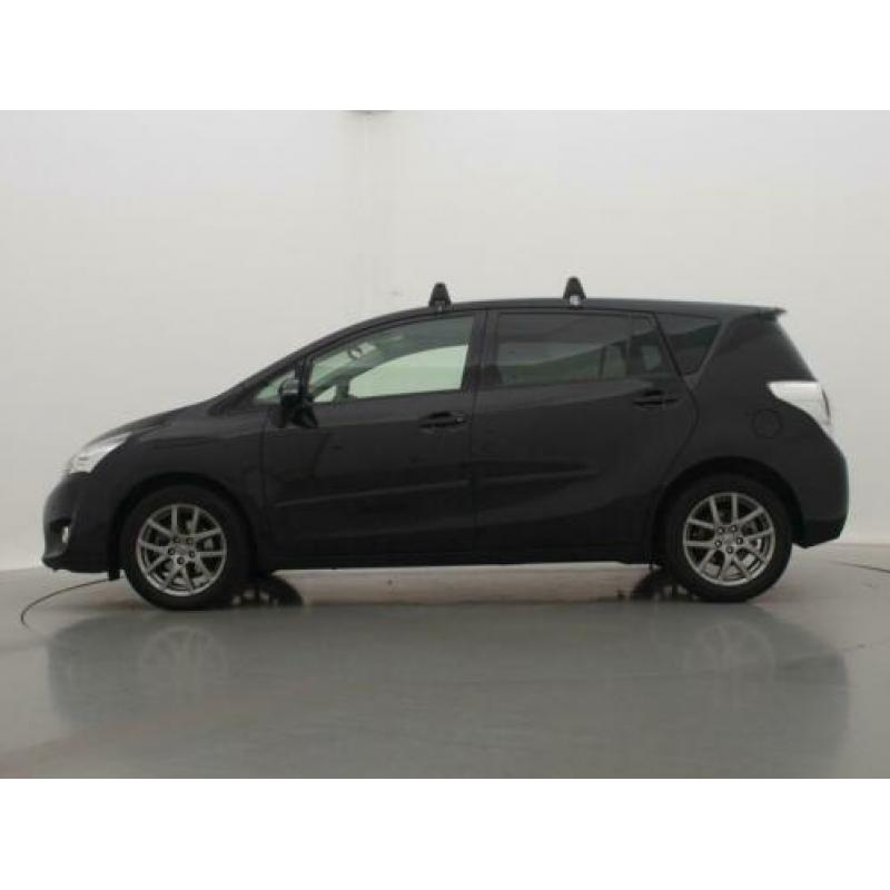 Toyota Verso 1.6 VVT-i Aspiration | Panoramadak | Lichtmetal