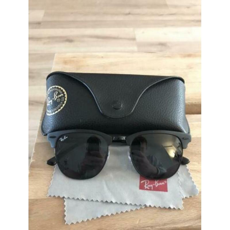 Ray ban clubmaster metal black