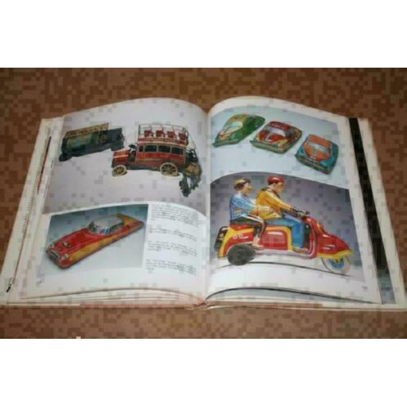 Boek over oud mechanisch speelgoed !!