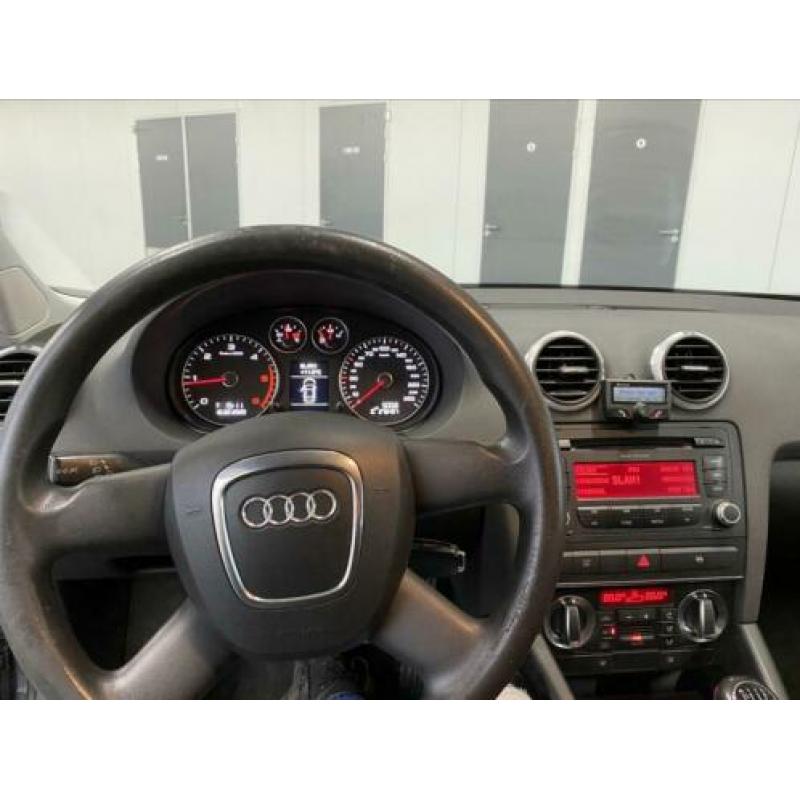 Audi A3 Sportback 2.0 TDI 140pk 2008 Grijs
