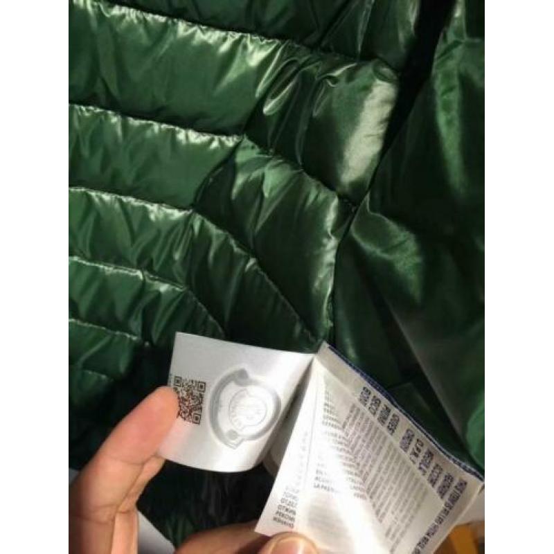 Moncler Jas Daniel Nieuw inclusief toebehoren Maat 2