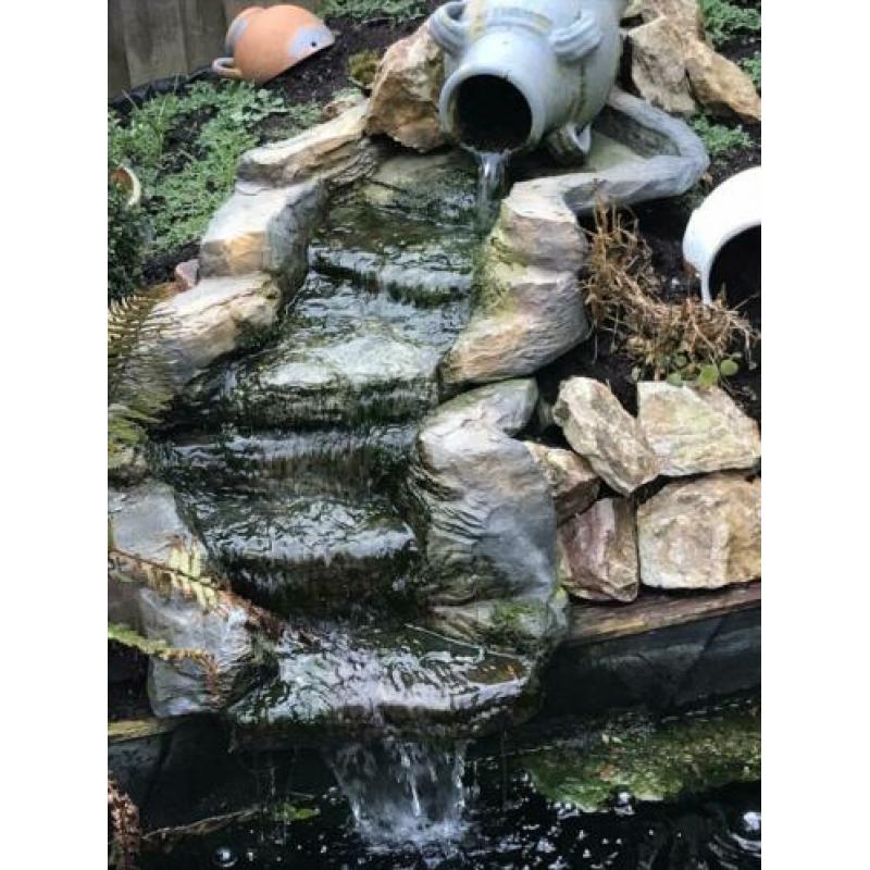 Waterval met pomp (gereserveerd)