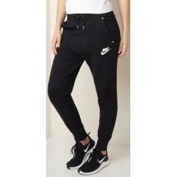 Mooie Nike joggingsbroek (nieuw!!!) met prijskaart