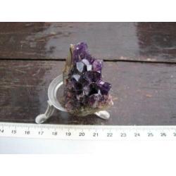 Diverse Mooie stukken Amethyst uit Brazilië.€ 6,00 per stuk