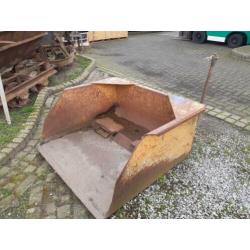 Heftruck grondbak kiepbak schepbak bak verreiker tractor