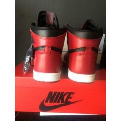 Nike air Jordan 1 retro high 85 varsity red Maat 45