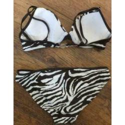 wit/bruin zebra bikini mt 36 met voorgevormde B cup