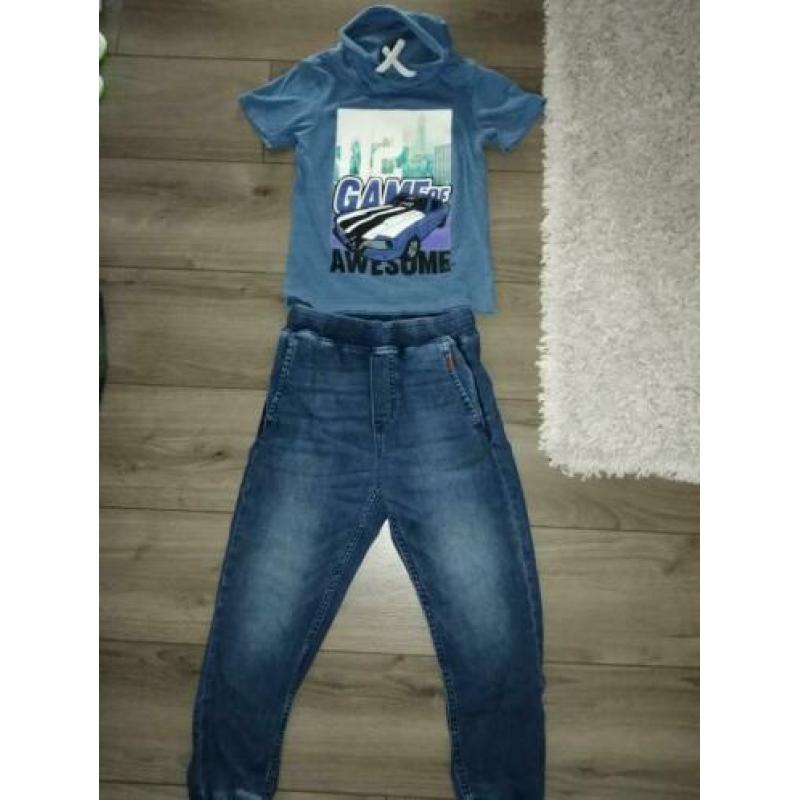 Heel veel jongenssets maat 122_128