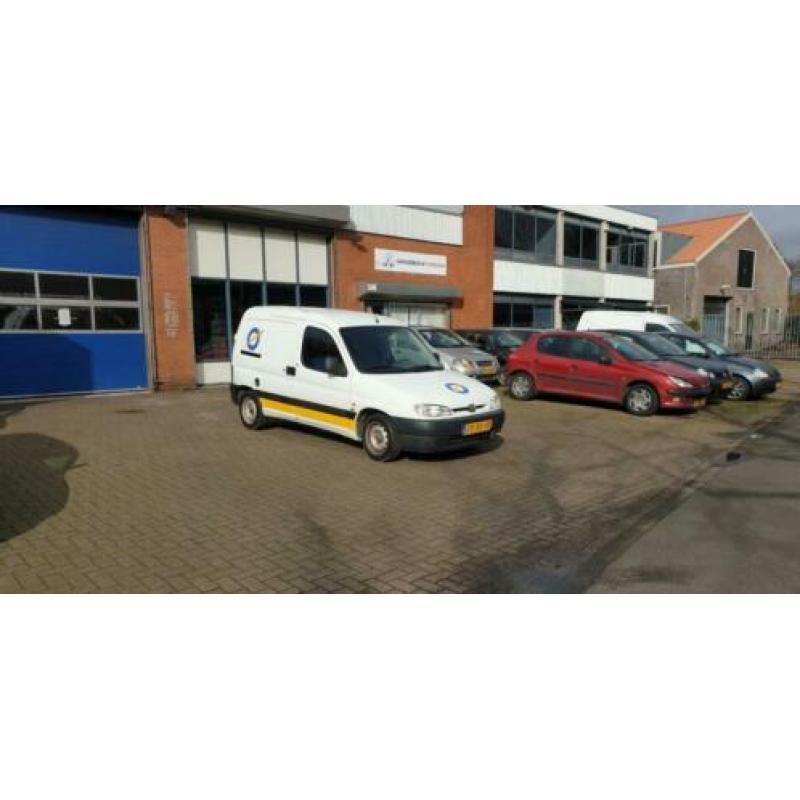 Peugeot Partner 190C 2.0 HDI Afkomstig 2e Eigenaar, KM-stand