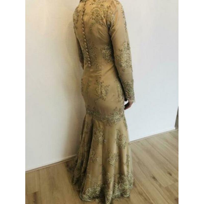 Goud beige jurk, maat 38/38