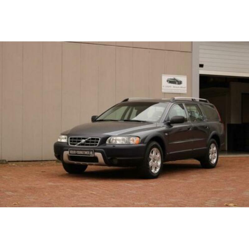 Volvo XC70 2.4 D5 AWD AUTOMAAT YOUNGTIMER (bj 2004)