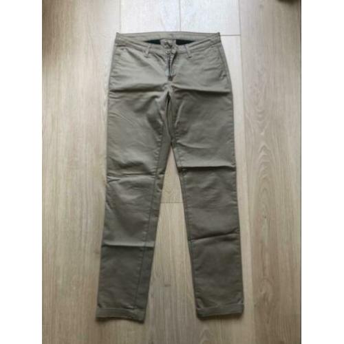 Carhartt dames broek in bruin. 31 x 34 nieuwstaat tess pant