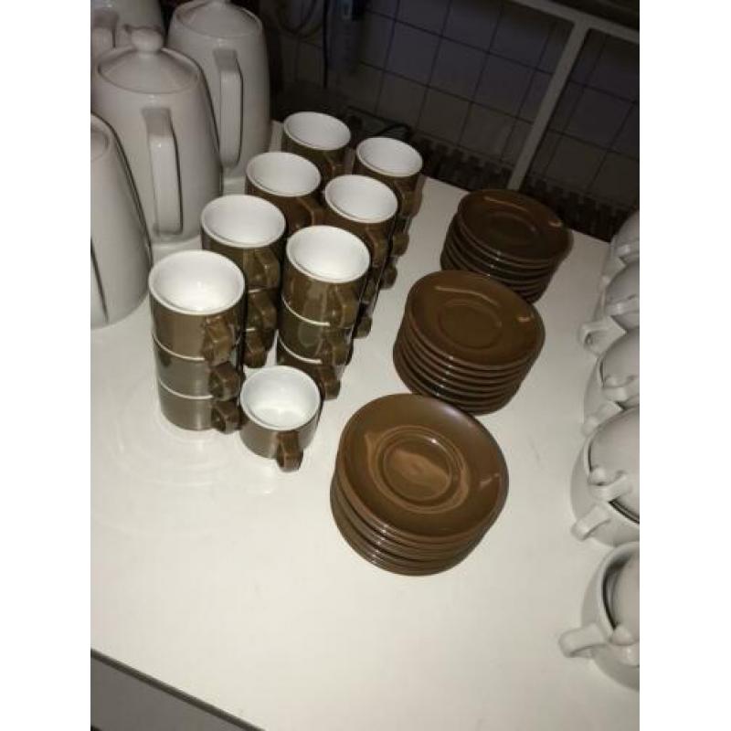 Hotel porcelein servies koffie en thee potten soepkoppen