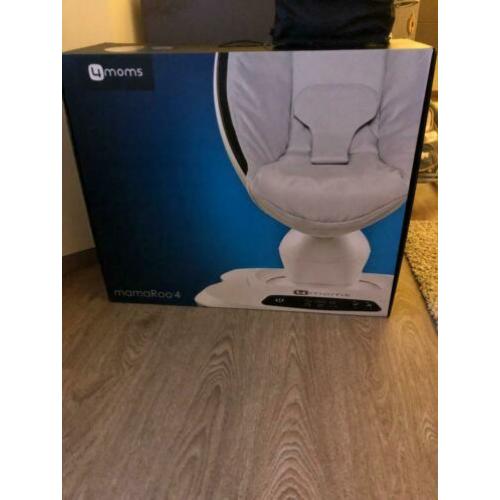 4moms mamaroo 4 zilver grijs inclusief verkleiner NIEUW