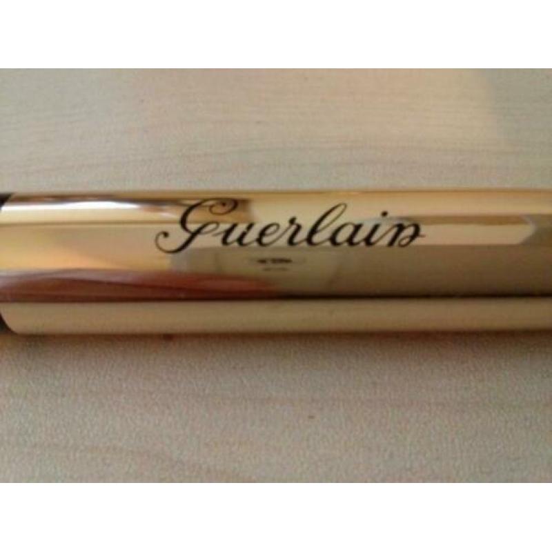 GUERLAIN Precious Light Rejuvenating Illuminator 02 1,5g 2x