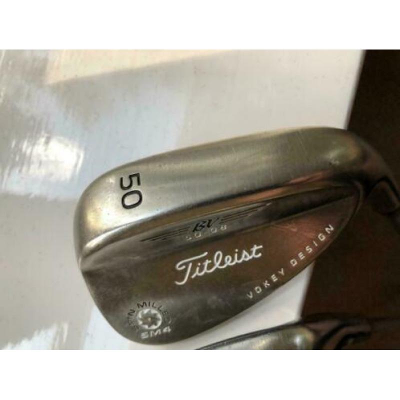 Titleis Vokey wedges 46 en 50 gr. met wedgeflex shaft