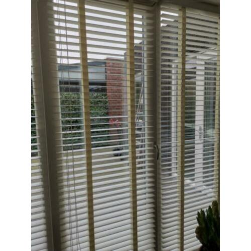 Te koop mooie pvc jaloezieën