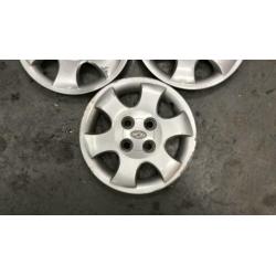 Wieldoppen set 14 inch Hyundai origineel