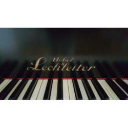VINTAGE Uebel en Lechleiter modell 2 Grande Piano