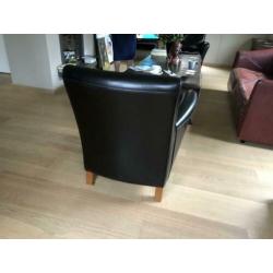 Backtet ( Italiaans design) leren stoelen