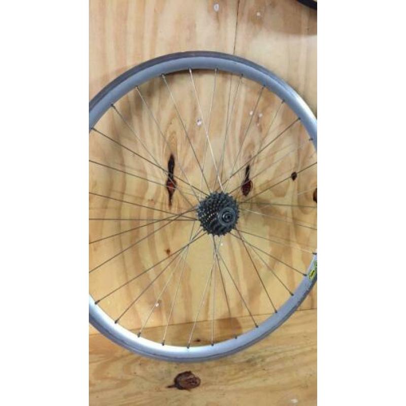 9 speed Shimano ultegra mavic open draadband racefiets wiel