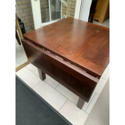 houten tafel