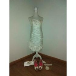 Trouwjurk (kort, strapless)
