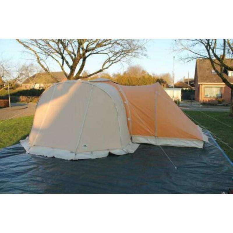 Karsten tent okergeel 300 met slaapcabine uitstekende staat