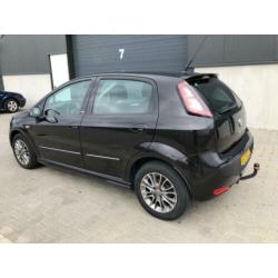 Fiat Punto Evo 1.3 M-Jet Dynamic 5 deuren, Navigatie, Airco